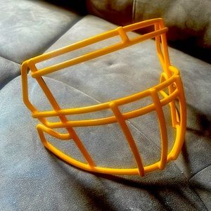 New Revo Speed Adult Facemask
